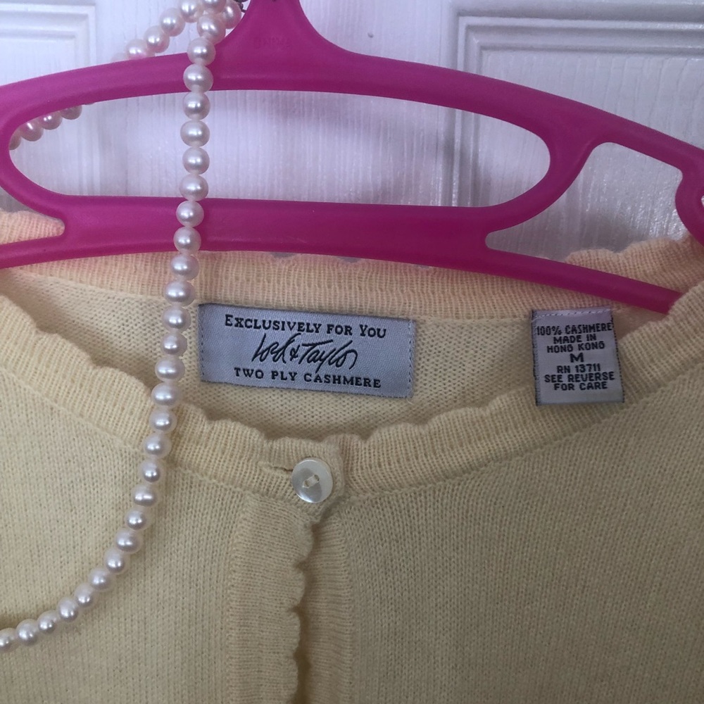 Cashmere sweater, lord & Taylor - Picture 4 of 7